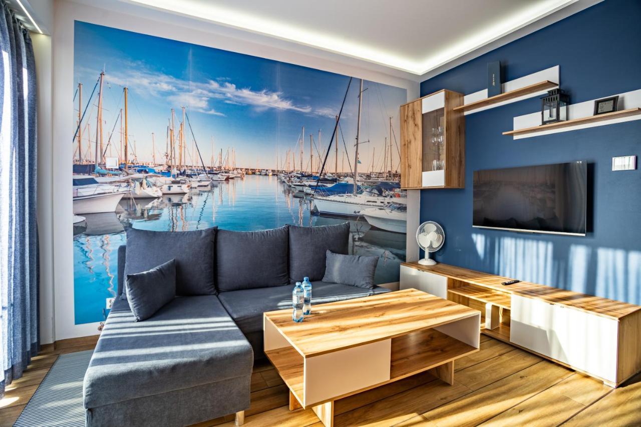 Yacht Park Marina Apartment Gdynia